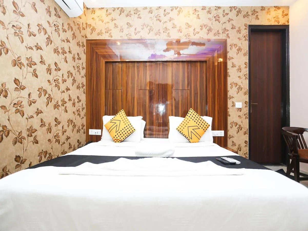 Hotel Luxury Stay New Delhi