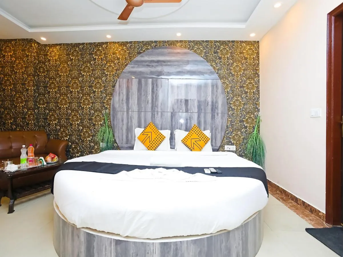 Hotel Luxury Stay New Delhi 3*,