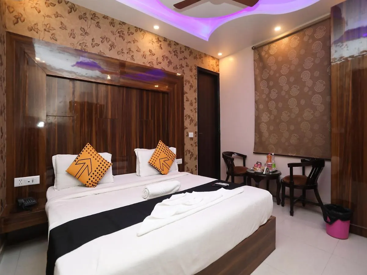 Hotel Luxury Stay New Delhi