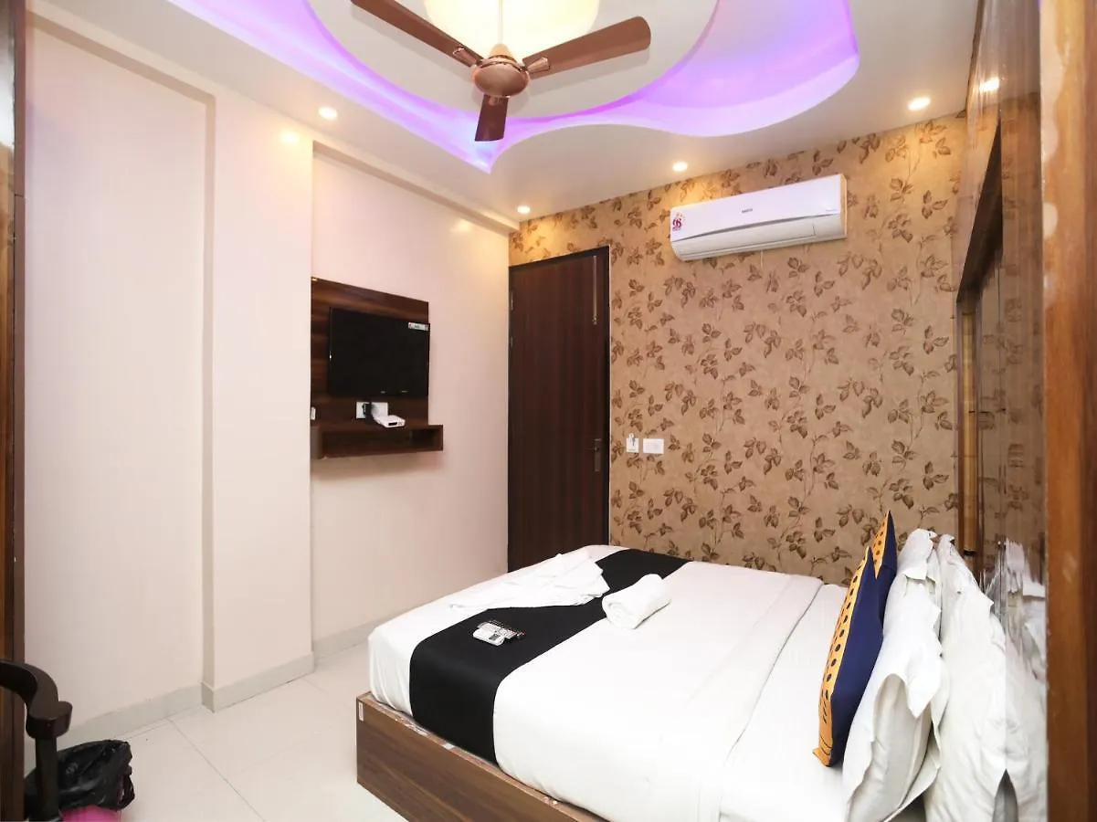 Hotel Luxury Stay New Delhi